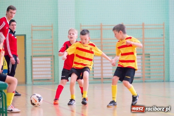 Zdjęcie w galerii na portalu naszraciborz.pl:  Zimowa Liga Halowa: III kolejka zmagań orlików za nami wiadomości z regionu