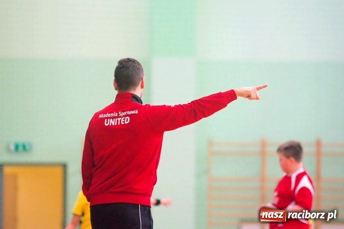 Zdjęcie w galerii na portalu naszraciborz.pl:  Zimowa Liga Halowa: III kolejka zmagań orlików za nami wiadomości z regionu