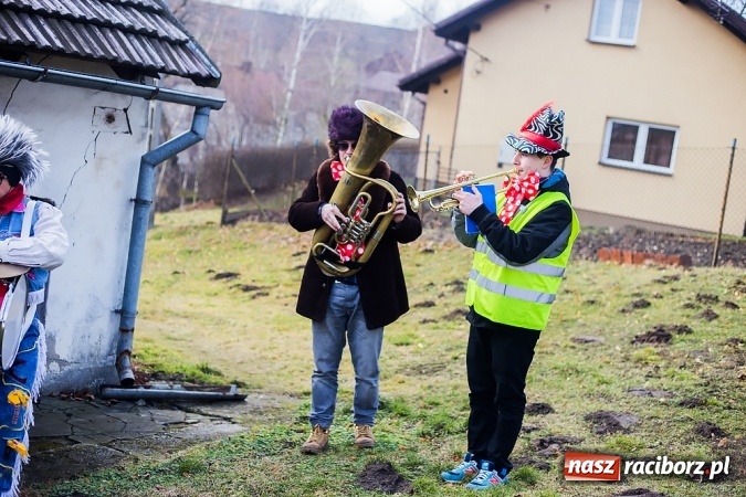 Zdjęcie w galerii na portalu naszraciborz.pl: Sławików. Bez tańczenia z niedźwiedziem szczęścia nie ma! wiadomości z regionu