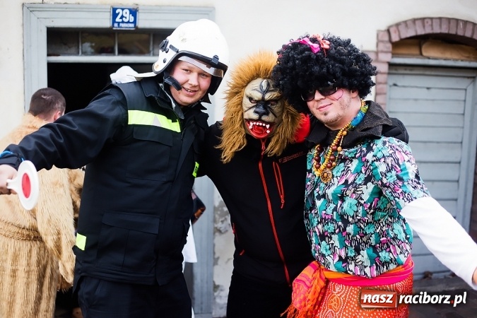 Zdjęcie w galerii na portalu naszraciborz.pl: Sławików. Bez tańczenia z niedźwiedziem szczęścia nie ma! wiadomości z regionu