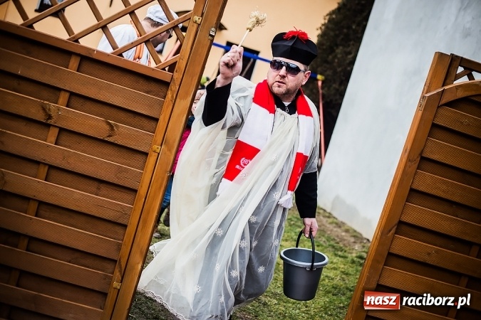 Zdjęcie w galerii na portalu naszraciborz.pl: Samborowicki tanzbär, czyli wesołe pożegnanie karnawału wiadomości z regionu