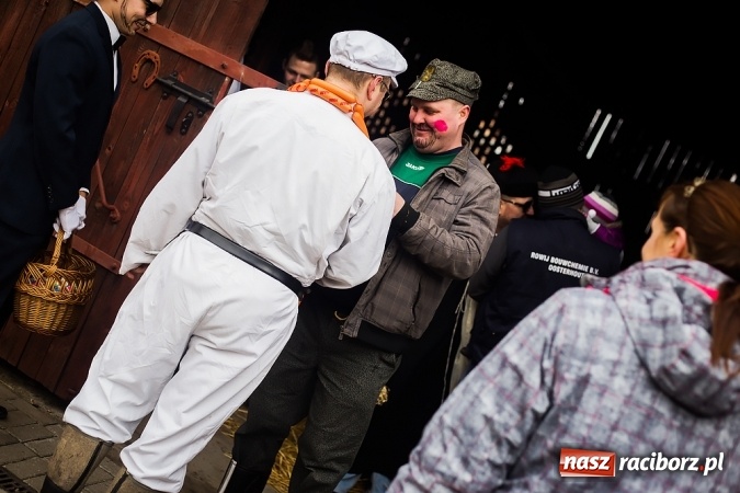 Zdjęcie w galerii na portalu naszraciborz.pl: Samborowicki tanzbär, czyli wesołe pożegnanie karnawału wiadomości z regionu