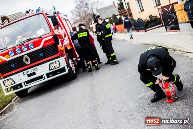 Zdjęcie w galerii na portalu naszraciborz.pl: Samborowicki tanzbär, czyli wesołe pożegnanie karnawału wiadomości z regionu
