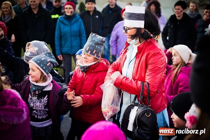 Zdjęcie w galerii na portalu naszraciborz.pl: Samborowicki tanzbär, czyli wesołe pożegnanie karnawału wiadomości z regionu