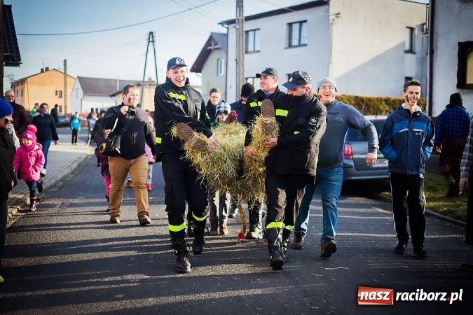 Zdjęcie w galerii na portalu naszraciborz.pl: Samborowicki tanzbär, czyli wesołe pożegnanie karnawału wiadomości z regionu