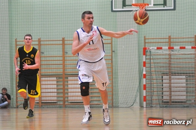 Zdjęcie w galerii na portalu naszraciborz.pl: KKS Tarnowskie Góry lepszy od Ofensywy wiadomości z regionu