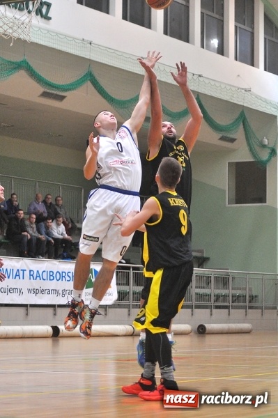 Zdjęcie w galerii na portalu naszraciborz.pl: KKS Tarnowskie Góry lepszy od Ofensywy wiadomości z regionu