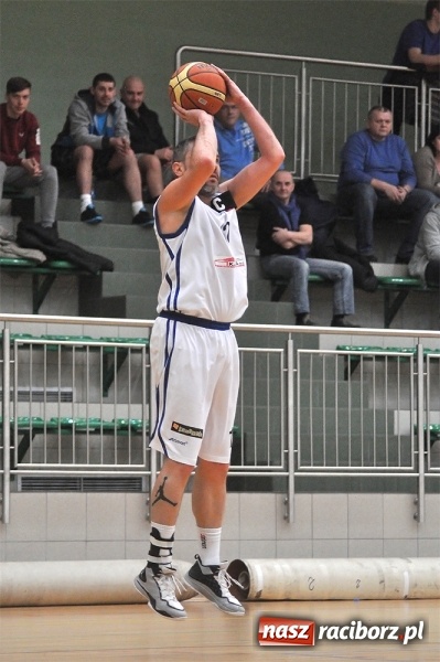 Zdjęcie w galerii na portalu naszraciborz.pl: KKS Tarnowskie Góry lepszy od Ofensywy wiadomości z regionu