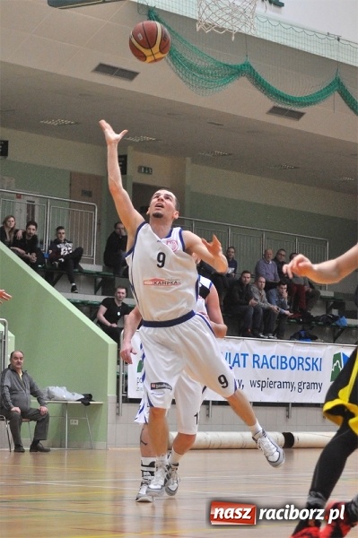 Zdjęcie w galerii na portalu naszraciborz.pl: KKS Tarnowskie Góry lepszy od Ofensywy wiadomości z regionu