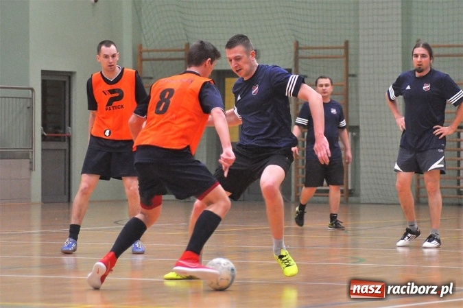 Zdjęcie w galerii na portalu naszraciborz.pl: HLPN: Płomień wygrywa swój ostatni mecz wiadomości z regionu