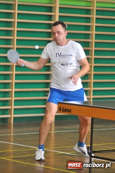 Zdjęcie w galerii na portalu naszraciborz.pl: Miłośnicy tenisa stołowego rywalizowali w Sokole wiadomości z regionu