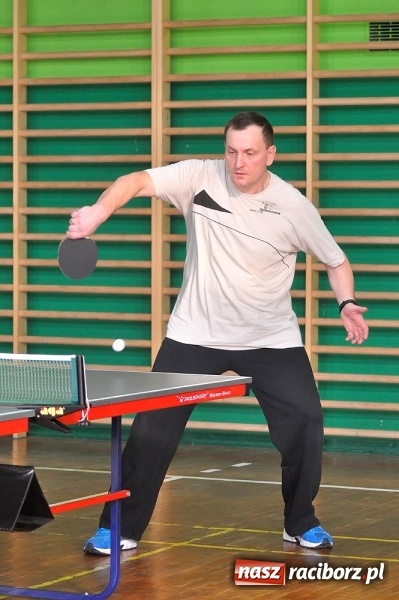 Zdjęcie w galerii na portalu naszraciborz.pl: Miłośnicy tenisa stołowego rywalizowali w Sokole wiadomości z regionu