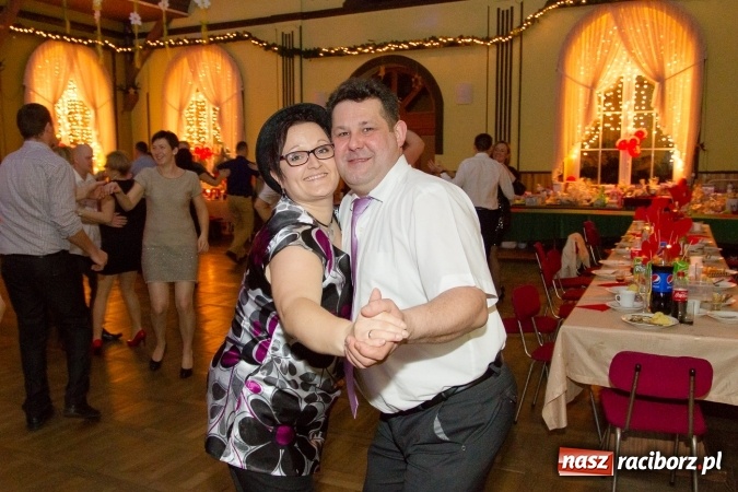 Zdjęcie w galerii na portalu naszraciborz.pl: Karnawałowo-walentynkowe ostatki w Borucinie wiadomości z regionu