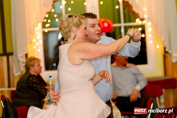 Zdjęcie w galerii na portalu naszraciborz.pl: Karnawałowo-walentynkowe ostatki w Borucinie wiadomości z regionu