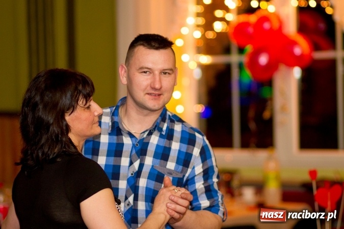 Zdjęcie w galerii na portalu naszraciborz.pl: Karnawałowo-walentynkowe ostatki w Borucinie wiadomości z regionu