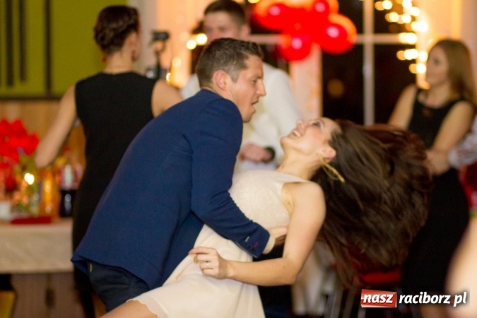 Zdjęcie w galerii na portalu naszraciborz.pl: Karnawałowo-walentynkowe ostatki w Borucinie wiadomości z regionu