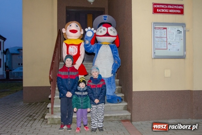 Zdjęcie w galerii na portalu naszraciborz.pl: Strażacy z Miedoni zaprosili na bal najmłodszych wiadomości z regionu