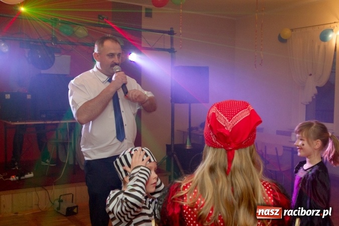 Zdjęcie w galerii na portalu naszraciborz.pl: Strażacy z Miedoni zaprosili na bal najmłodszych wiadomości z regionu