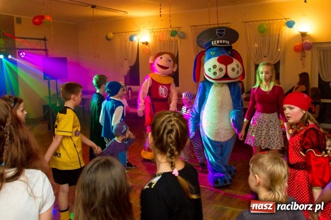 Zdjęcie w galerii na portalu naszraciborz.pl: Strażacy z Miedoni zaprosili na bal najmłodszych wiadomości z regionu