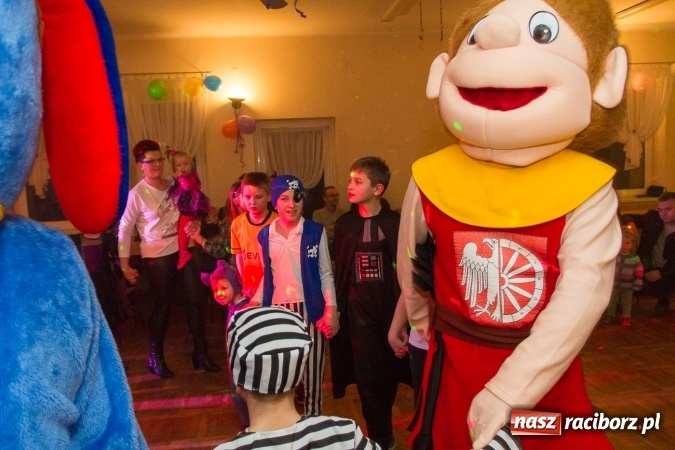 Zdjęcie w galerii na portalu naszraciborz.pl: Strażacy z Miedoni zaprosili na bal najmłodszych wiadomości z regionu