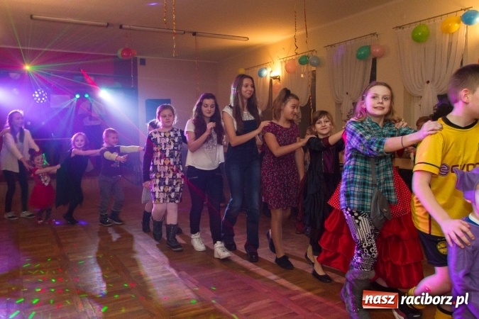 Zdjęcie w galerii na portalu naszraciborz.pl: Strażacy z Miedoni zaprosili na bal najmłodszych wiadomości z regionu