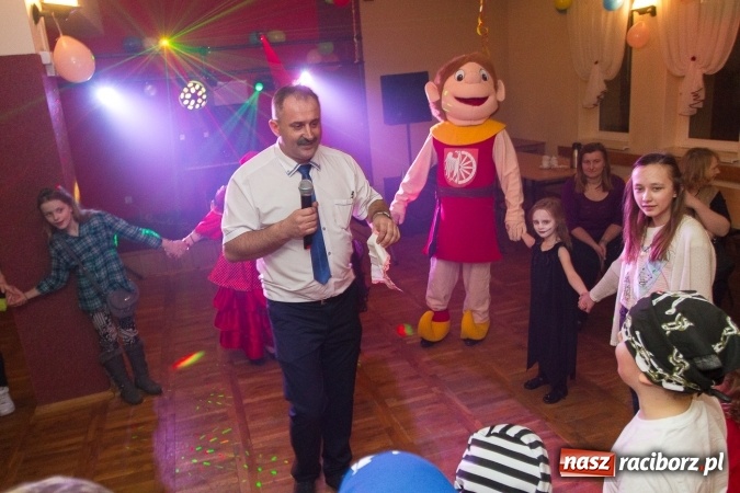 Zdjęcie w galerii na portalu naszraciborz.pl: Strażacy z Miedoni zaprosili na bal najmłodszych wiadomości z regionu