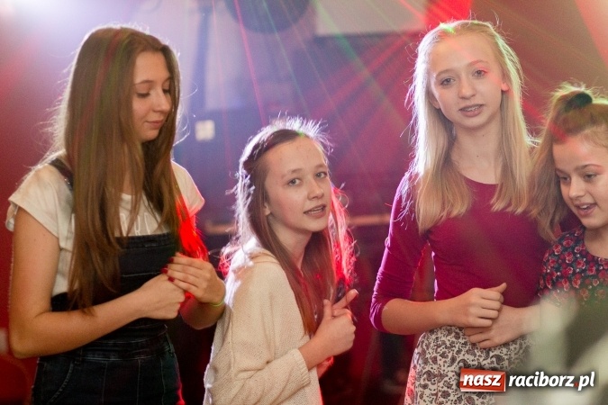 Zdjęcie w galerii na portalu naszraciborz.pl: Strażacy z Miedoni zaprosili na bal najmłodszych wiadomości z regionu