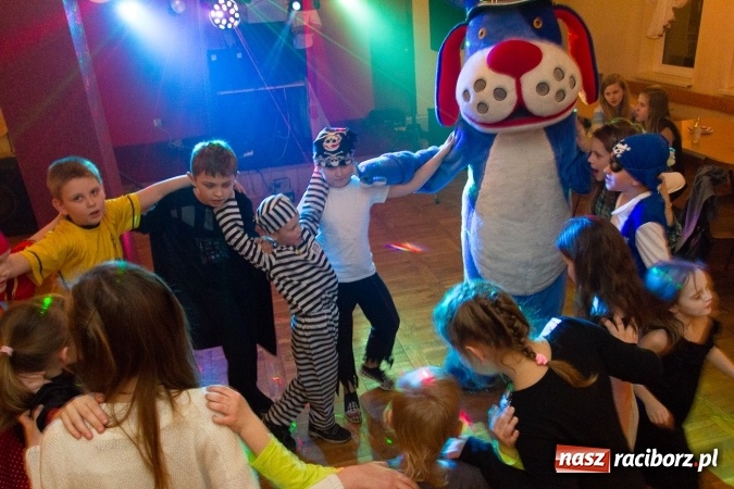 Zdjęcie w galerii na portalu naszraciborz.pl: Strażacy z Miedoni zaprosili na bal najmłodszych wiadomości z regionu