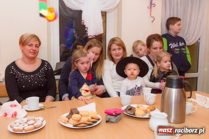 Zdjęcie w galerii na portalu naszraciborz.pl: Strażacy z Miedoni zaprosili na bal najmłodszych wiadomości z regionu