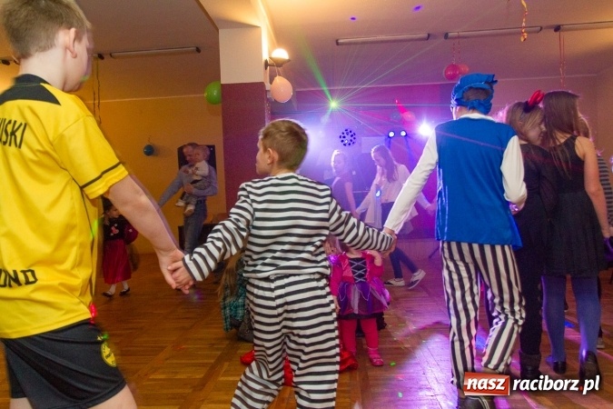 Zdjęcie w galerii na portalu naszraciborz.pl: Strażacy z Miedoni zaprosili na bal najmłodszych wiadomości z regionu