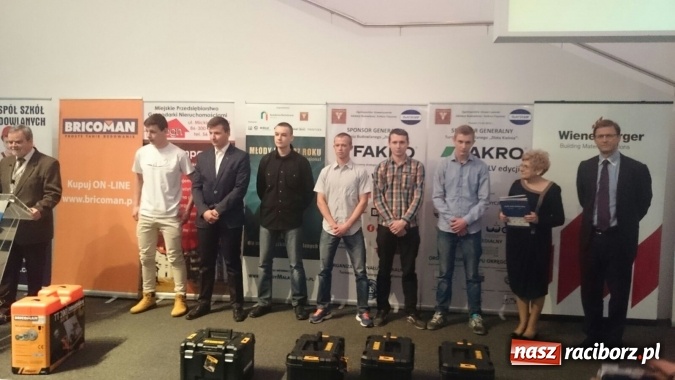 Zdjęcie w galerii na portalu naszraciborz.pl: Sukces raciborskiej Budowlanki. Trzecie miejsce w Turnieju Złota Kielnia wiadomości z regionu