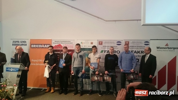 Zdjęcie w galerii na portalu naszraciborz.pl: Sukces raciborskiej Budowlanki. Trzecie miejsce w Turnieju Złota Kielnia wiadomości z regionu