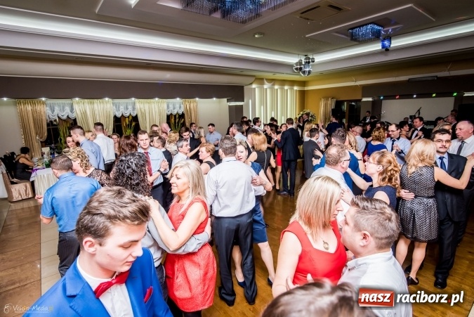 Zdjęcie w galerii na portalu naszraciborz.pl: Tworków żegnał karnawał na zabawie w Bravo wiadomości z regionu