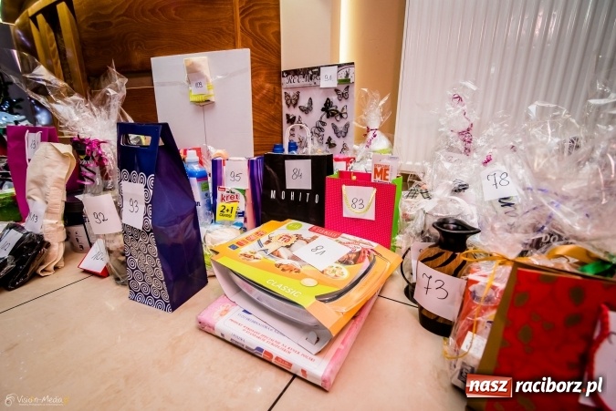 Zdjęcie w galerii na portalu naszraciborz.pl: Tworków żegnał karnawał na zabawie w Bravo wiadomości z regionu