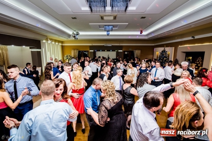 Zdjęcie w galerii na portalu naszraciborz.pl: Tworków żegnał karnawał na zabawie w Bravo wiadomości z regionu