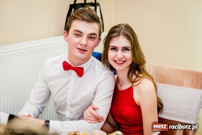 Zdjęcie w galerii na portalu naszraciborz.pl: Tworków żegnał karnawał na zabawie w Bravo wiadomości z regionu