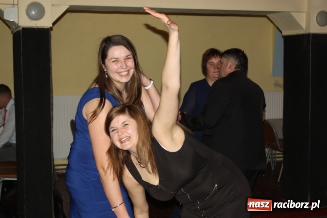 Zdjęcie w galerii na portalu naszraciborz.pl: Krzanowickie pogrzebanie basa wiadomości z regionu