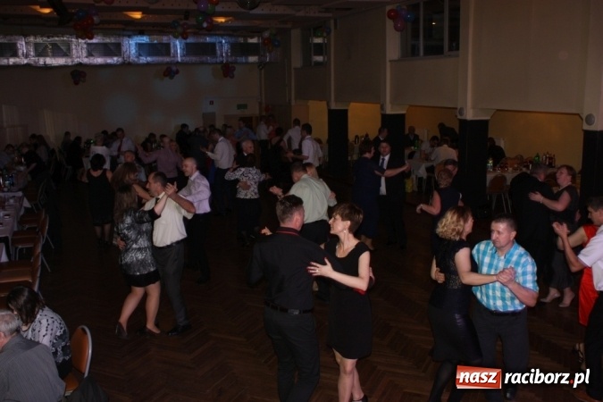 Zdjęcie w galerii na portalu naszraciborz.pl: Krzanowickie pogrzebanie basa wiadomości z regionu