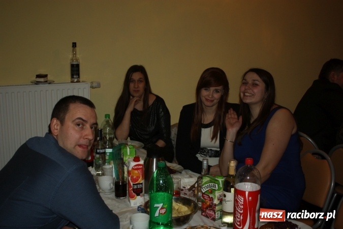 Zdjęcie w galerii na portalu naszraciborz.pl: Krzanowickie pogrzebanie basa wiadomości z regionu