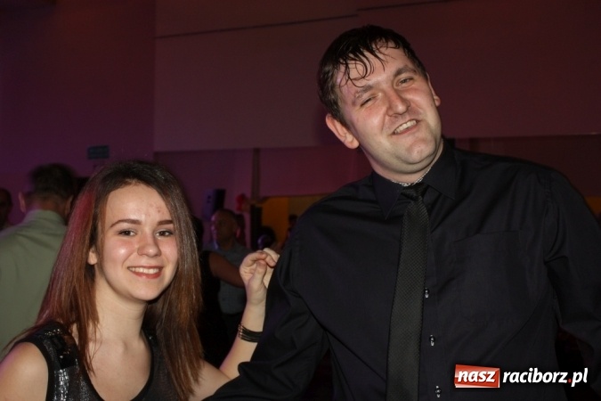 Zdjęcie w galerii na portalu naszraciborz.pl: Krzanowickie pogrzebanie basa wiadomości z regionu