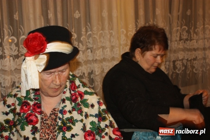 Zdjęcie w galerii na portalu naszraciborz.pl: Krzanowickie pogrzebanie basa wiadomości z regionu