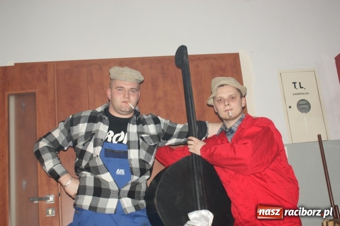 Zdjęcie w galerii na portalu naszraciborz.pl: Krzanowickie pogrzebanie basa wiadomości z regionu