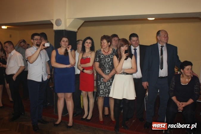 Zdjęcie w galerii na portalu naszraciborz.pl: Krzanowickie pogrzebanie basa wiadomości z regionu