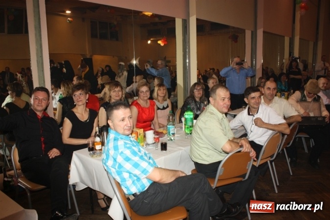 Zdjęcie w galerii na portalu naszraciborz.pl: Krzanowickie pogrzebanie basa wiadomości z regionu