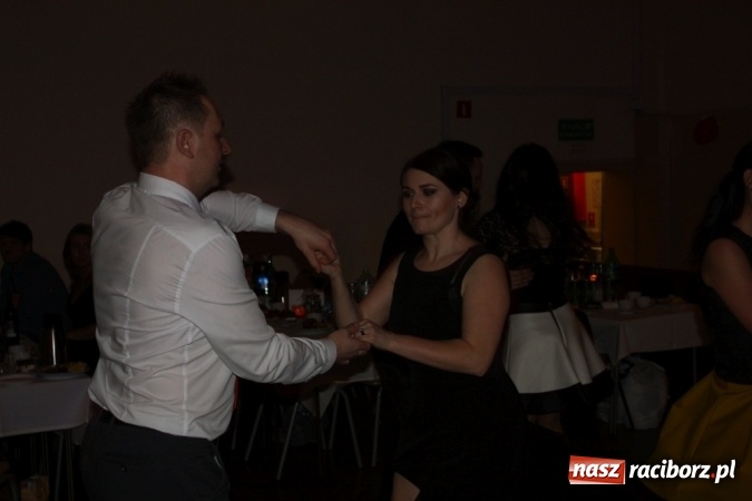 Zdjęcie w galerii na portalu naszraciborz.pl: Krzanowickie pogrzebanie basa wiadomości z regionu