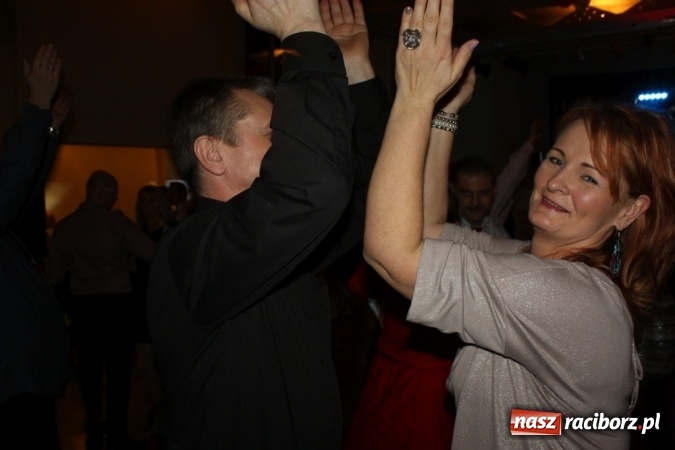 Zdjęcie w galerii na portalu naszraciborz.pl: Krzanowickie pogrzebanie basa wiadomości z regionu