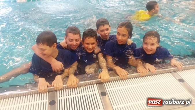 Zdjęcie w galerii na portalu naszraciborz.pl: Pływanie. III runda ligi 12-latków. Dobre starty raciborzan wiadomości z regionu