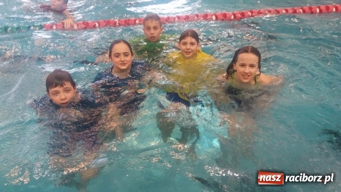 Zdjęcie w galerii na portalu naszraciborz.pl: Pływanie. III runda ligi 12-latków. Dobre starty raciborzan wiadomości z regionu