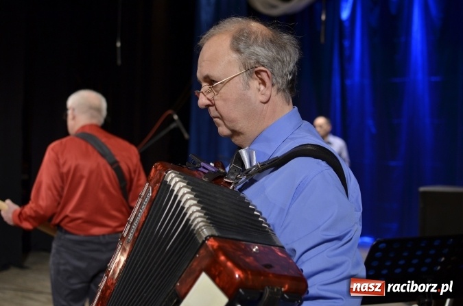 Zdjęcie w galerii na portalu naszraciborz.pl: Muzyczne ostatki w Strzesze  wiadomości z regionu