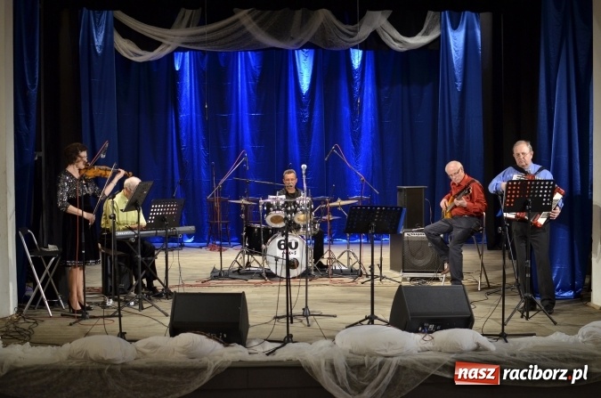 Zdjęcie w galerii na portalu naszraciborz.pl: Muzyczne ostatki w Strzesze  wiadomości z regionu